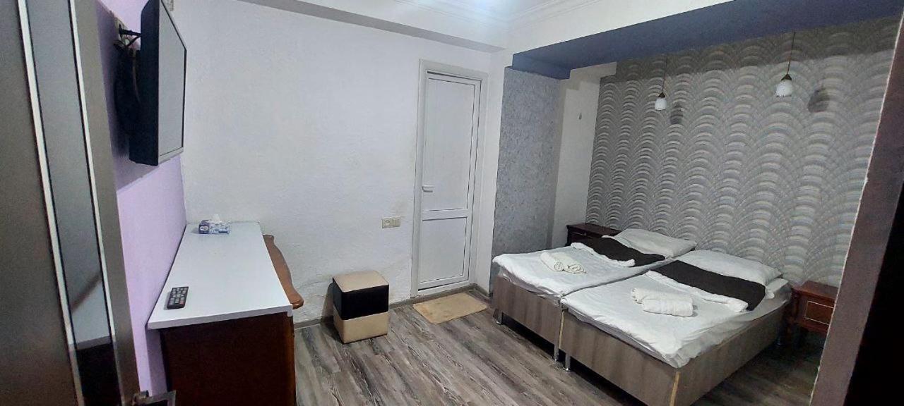 Mine Passionis Hotel And Tours Erivan Exterior foto